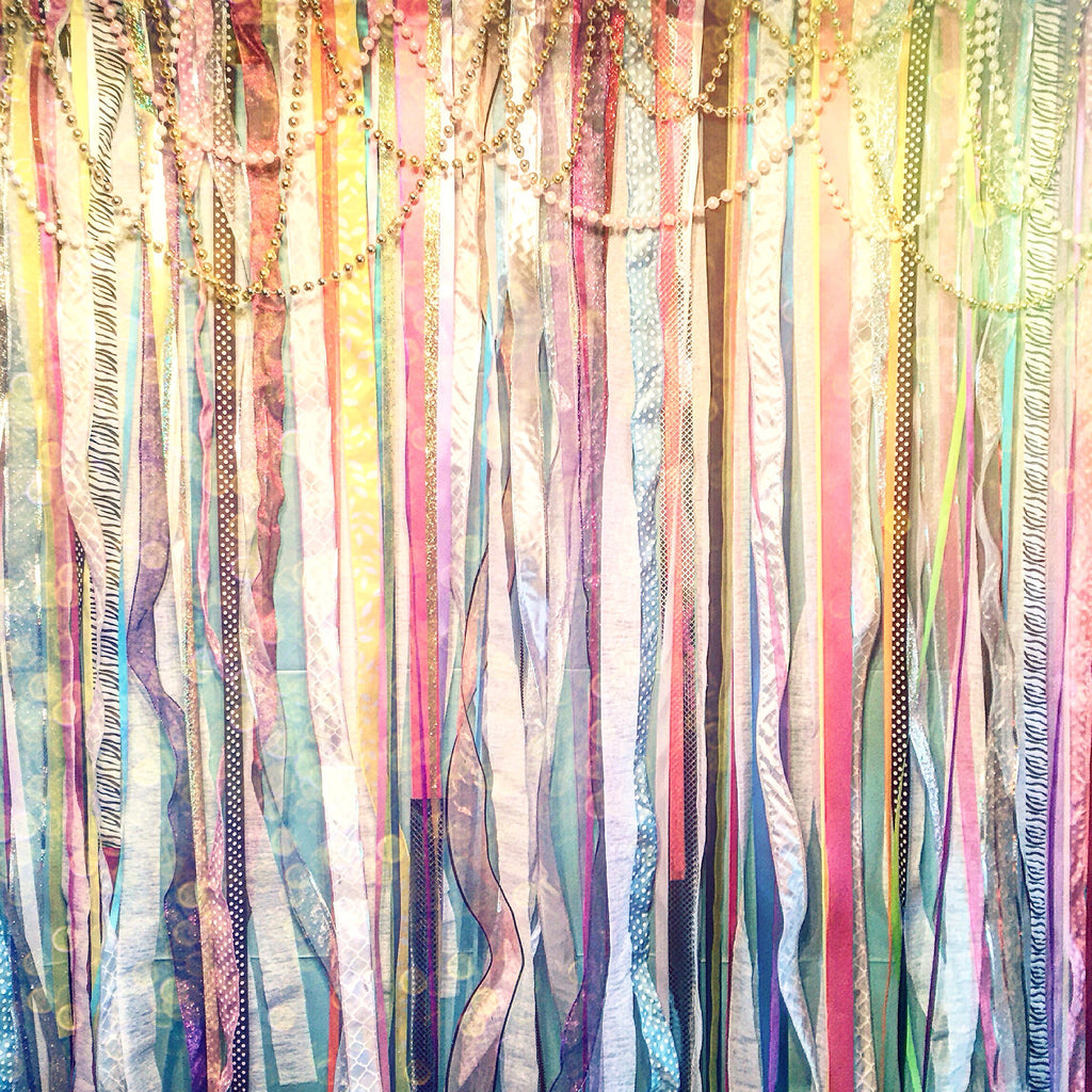 DIY: Ribbon Curtain Photo Backdrop